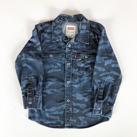 Levi’s Camouflage Button Up - Picture 4 of 7